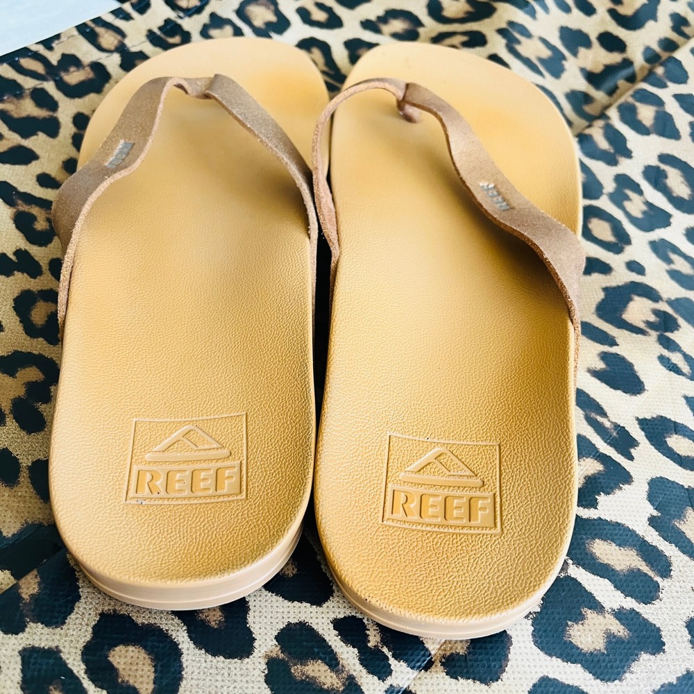 Reef Cushion Court Rose Gold Metallic Vegan Leather Flip Flop Sandals Womens 9 - Picture 4 of 6